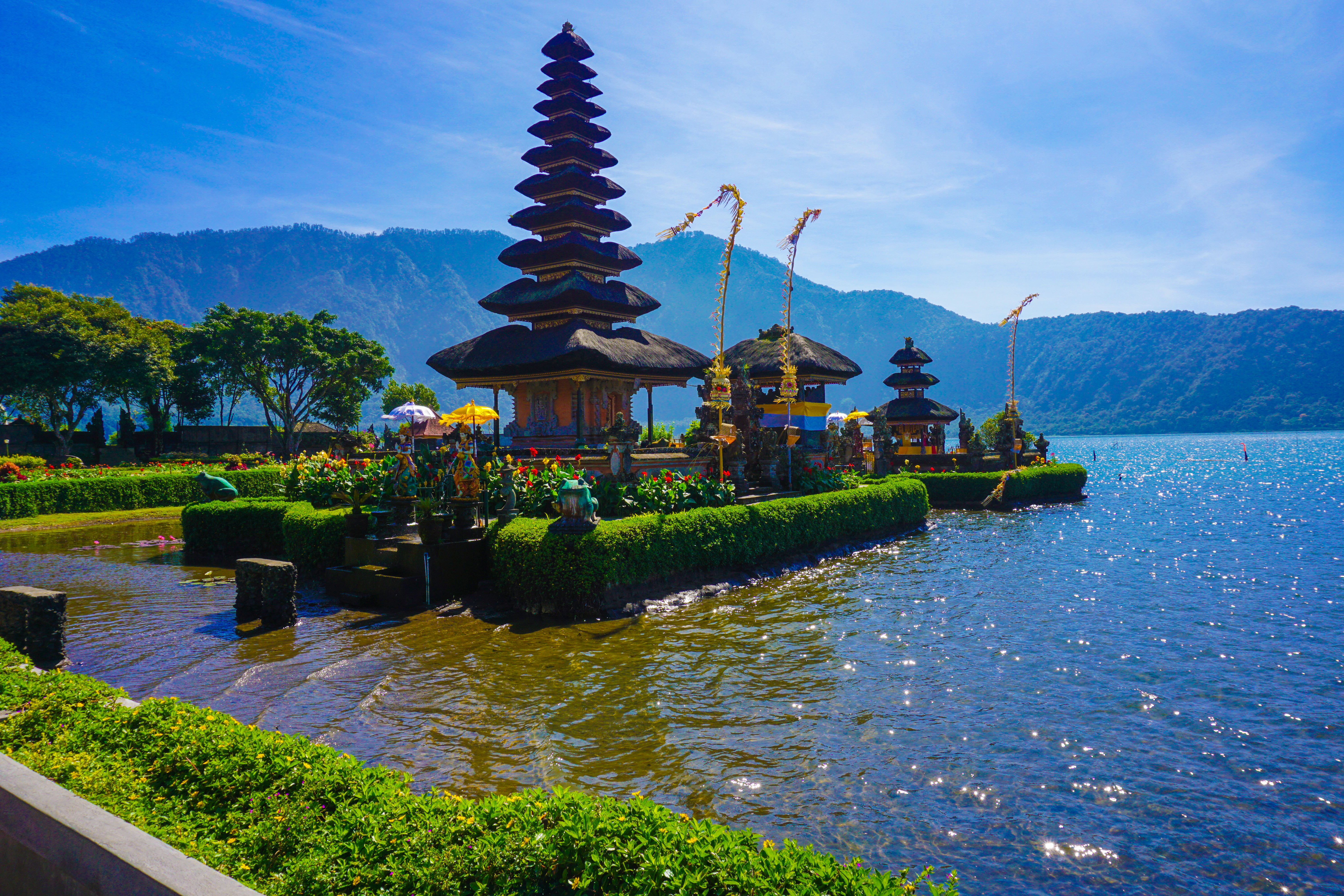 Best eSIM for Bali & Indonesia (2026): Complete Travel Guide for Tourists, Digital Nomads & Island Hoppers
