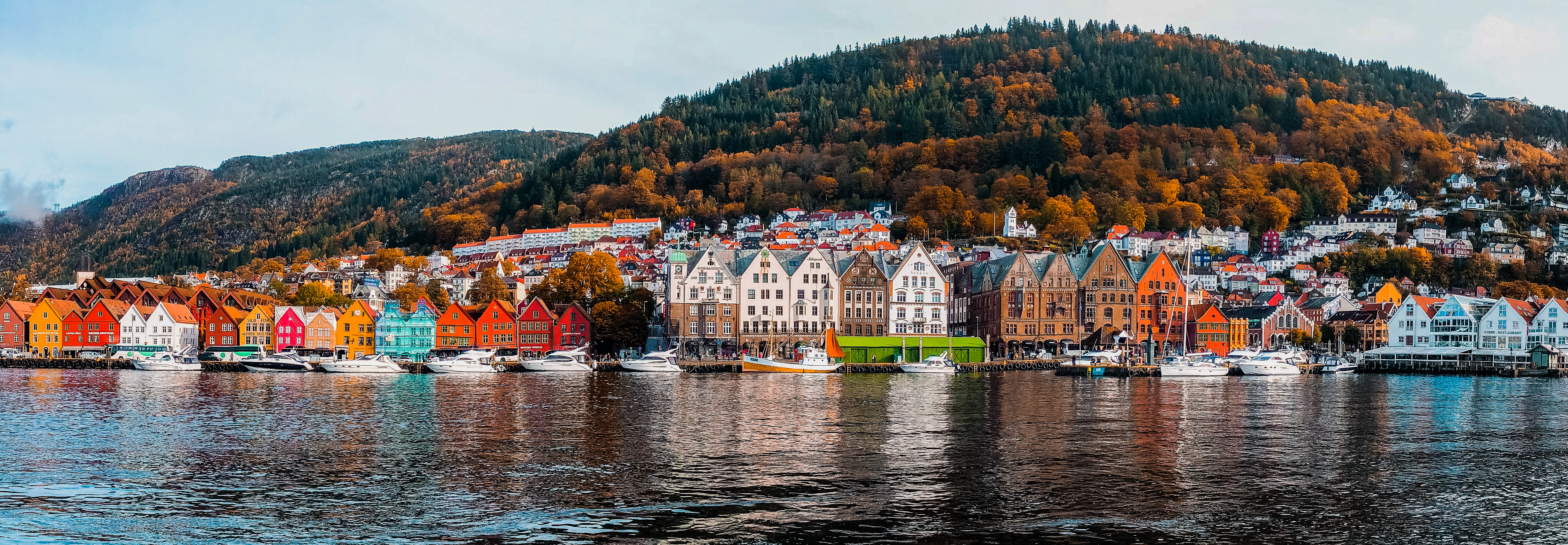 Øyafestivalen 2026: Complete Oslo Travel Guide, Lineup, Tickets & Norway eSIM