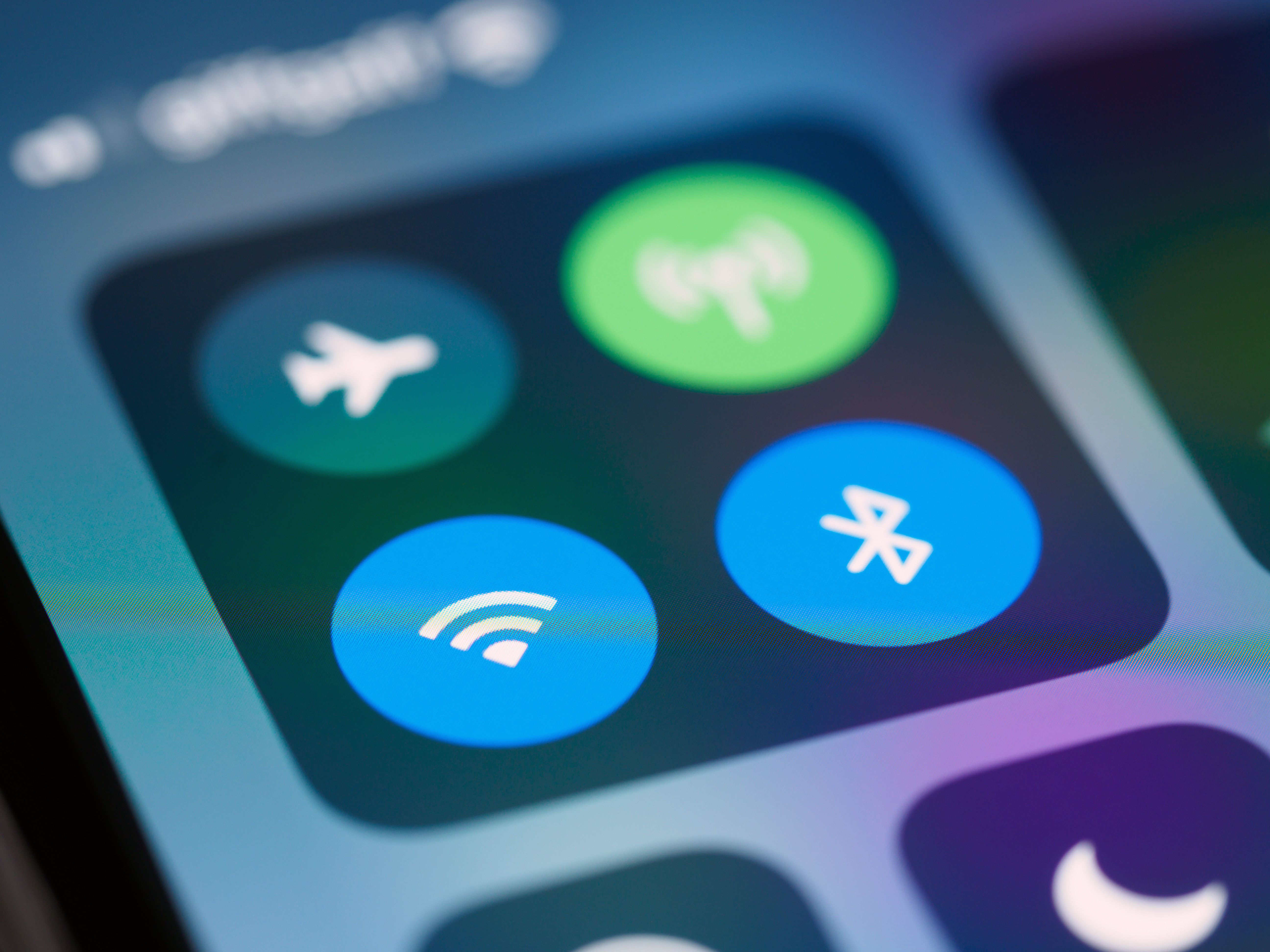 What Happens When My eSIM Data Runs Out?