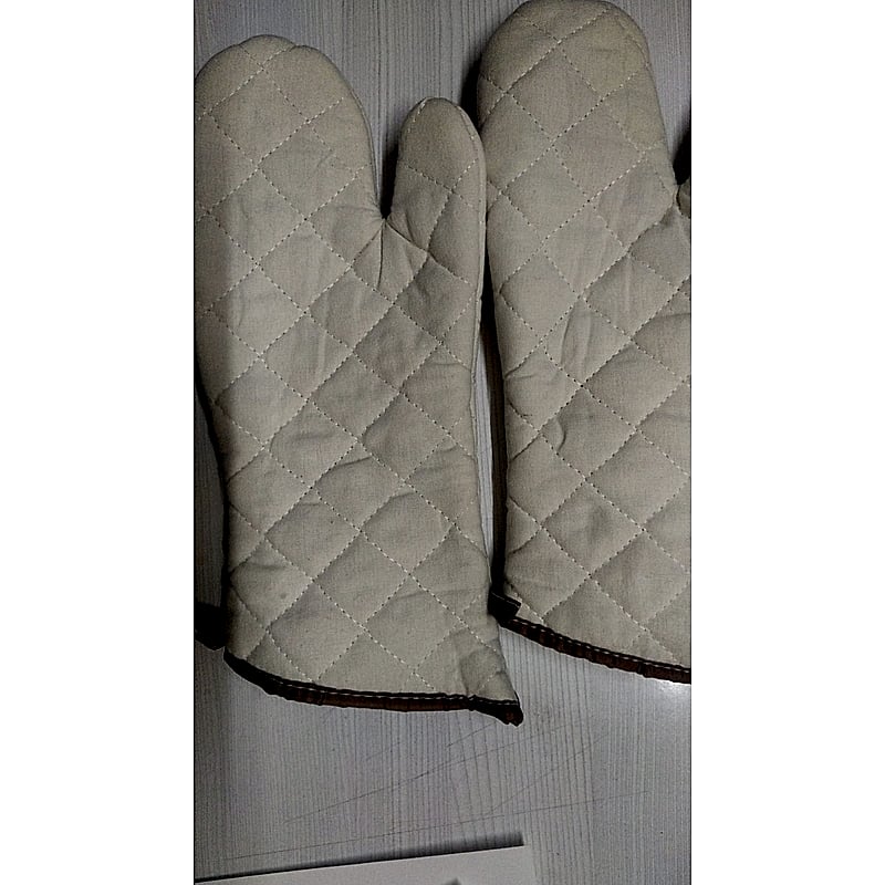MICROWOVEN GLOVES