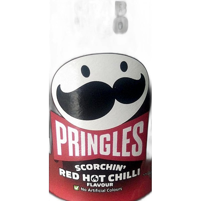 PRINGLES RED HOT CHILLI FLAVOUR POTATO CHIPS 40GMS 8636