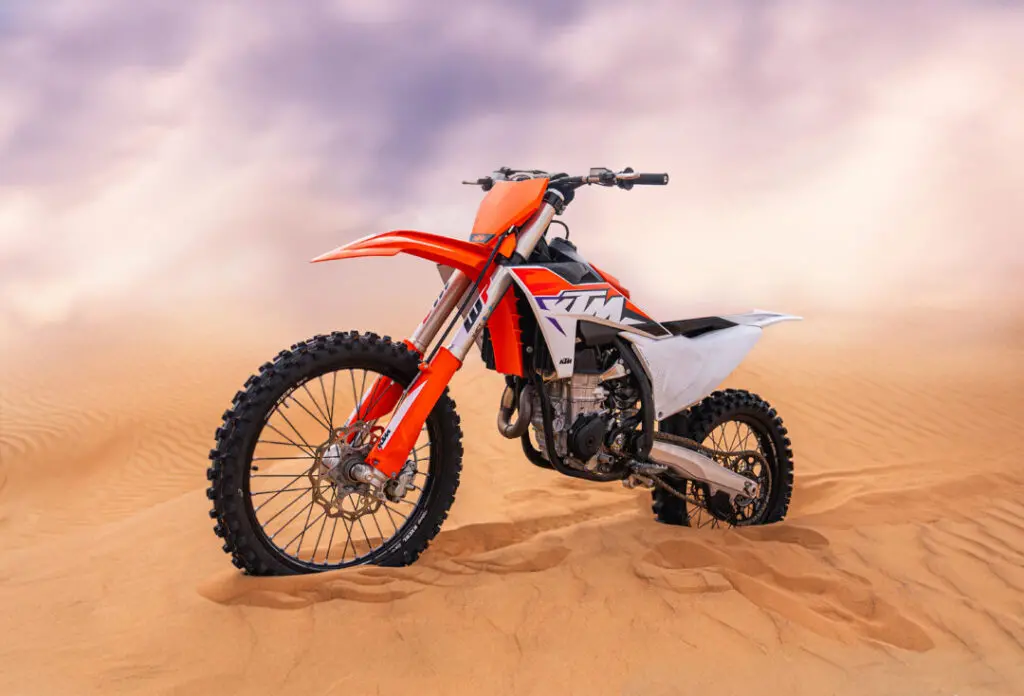 KTM Dirt Bike 450cc   preview