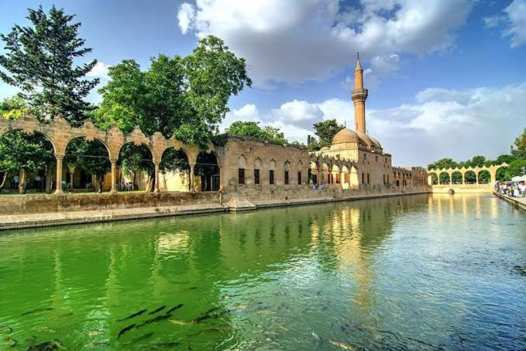 konaklamalı güneydoğu anadolu turu ( 2 gece 3 gün ) 