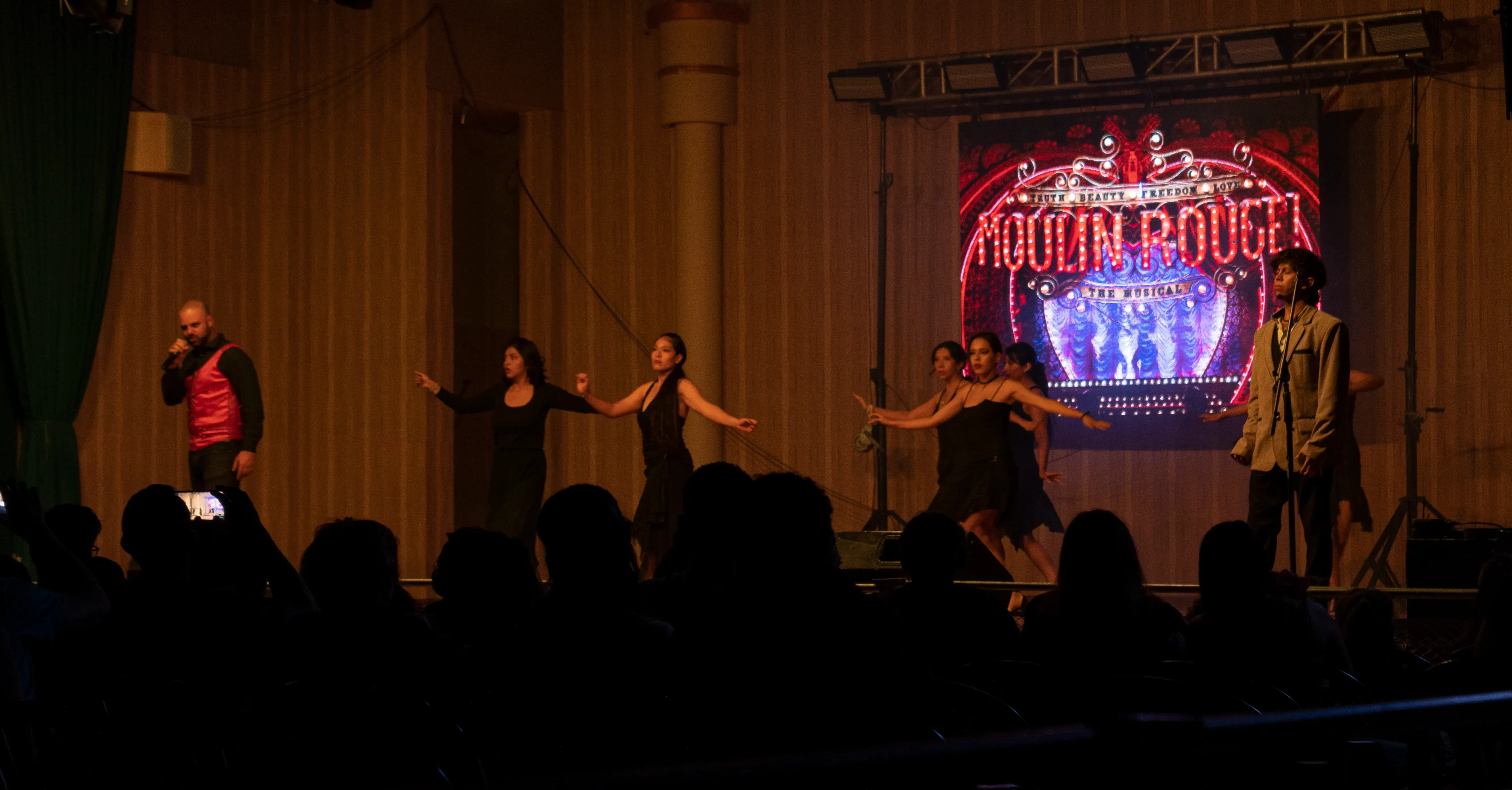 Foto 5 de DREI Musicales Villanos