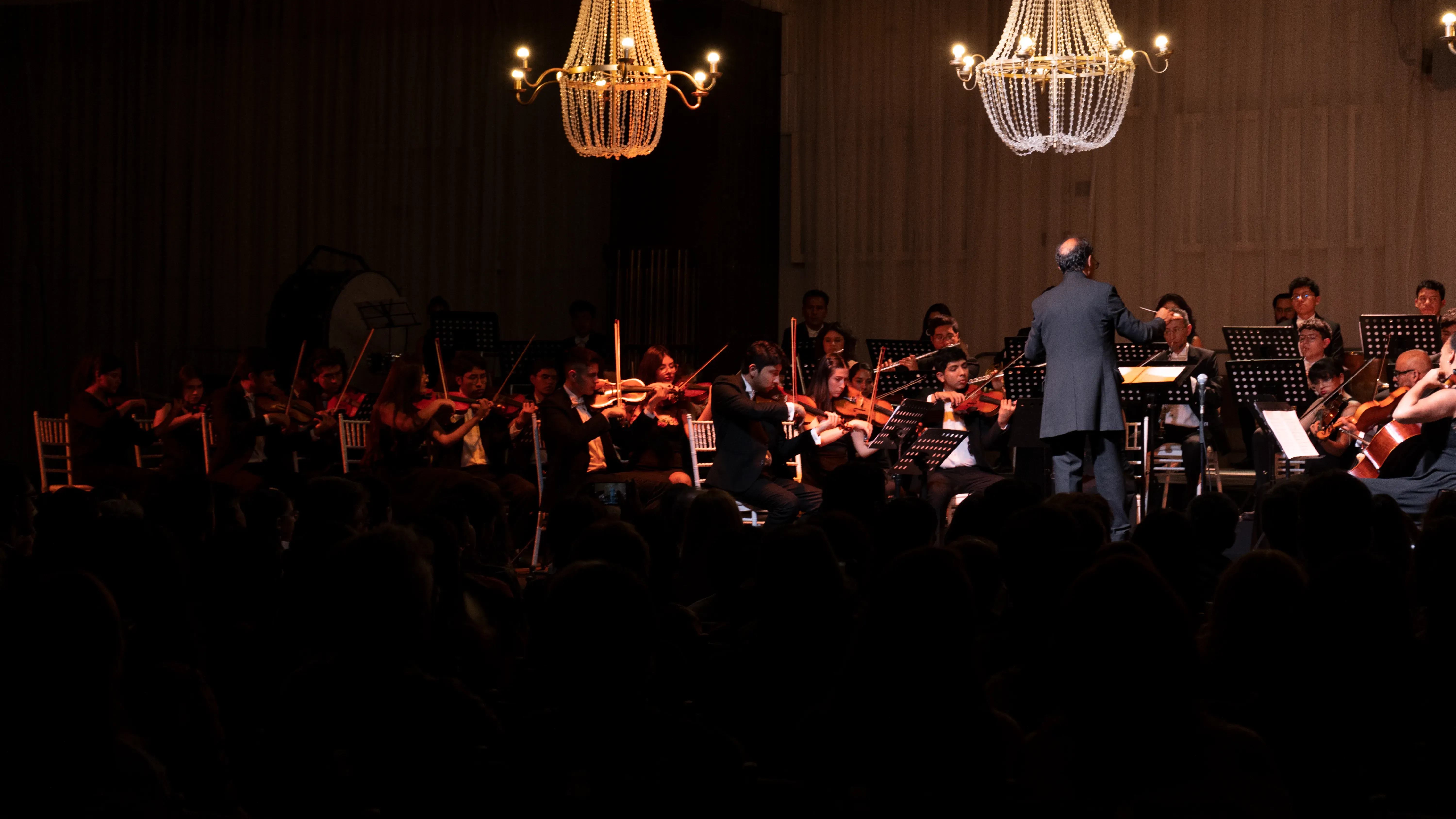 Foto 3 de Vals Filarmónica