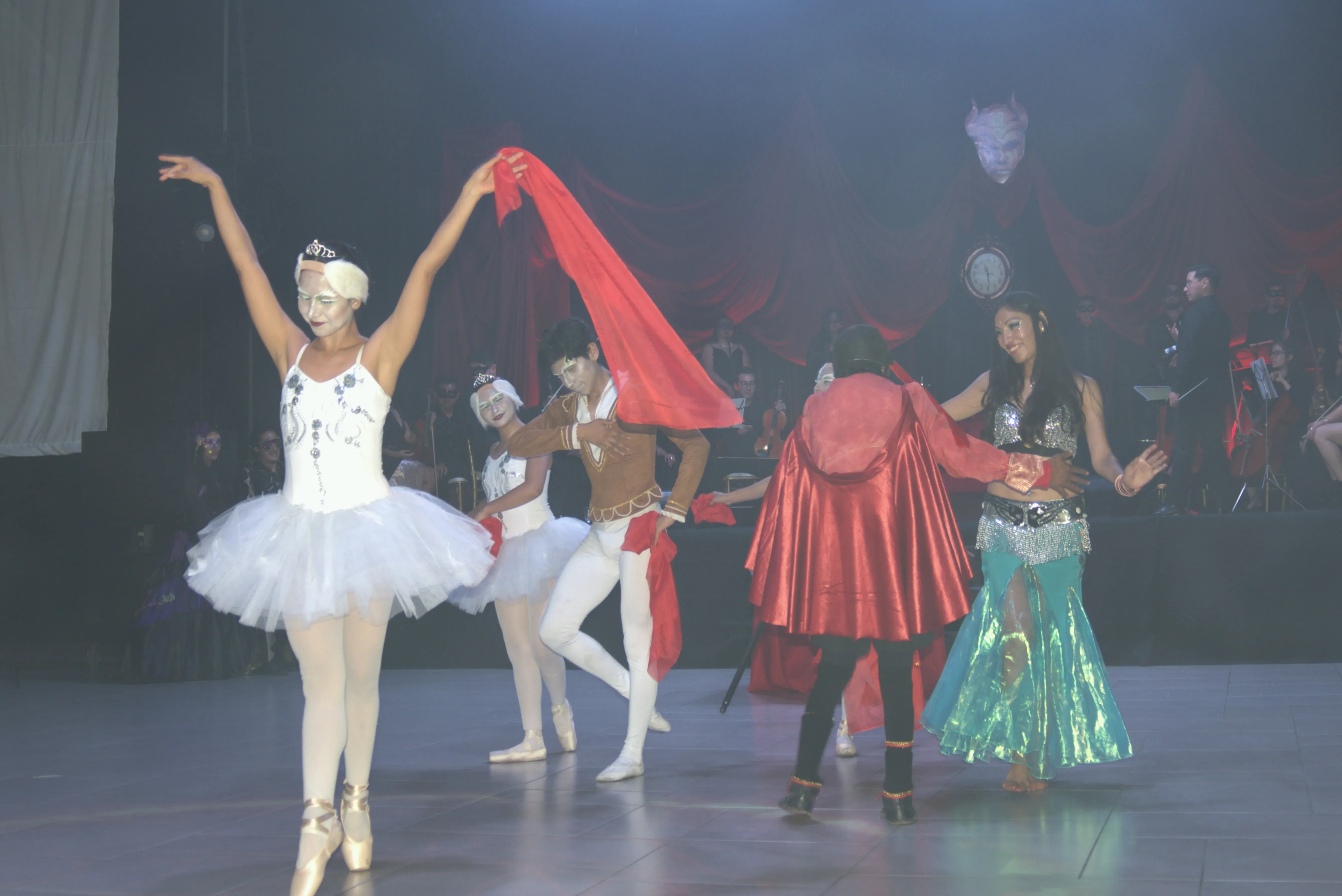 Foto 23 de La Mascarada