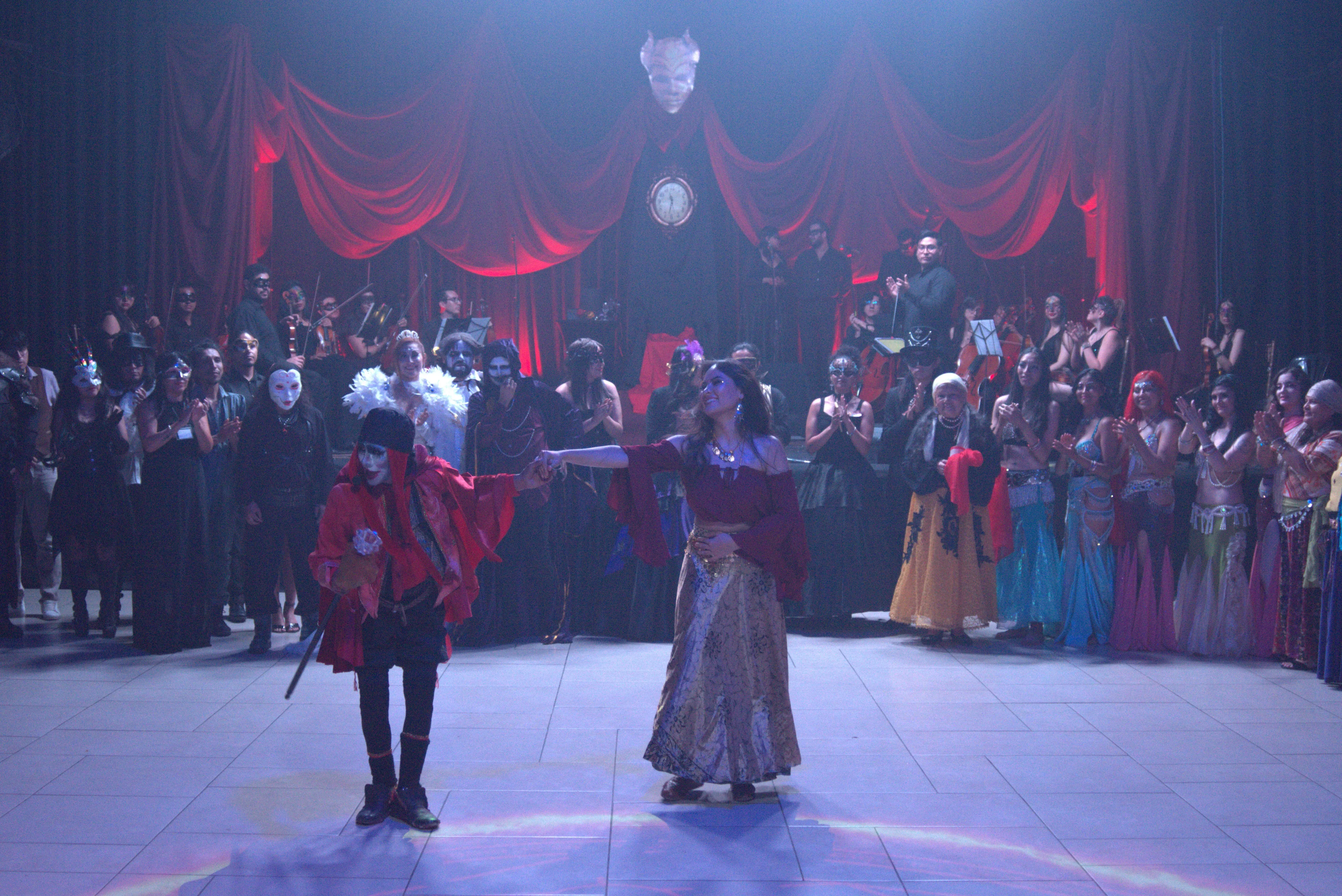 Foto 25 de La Mascarada