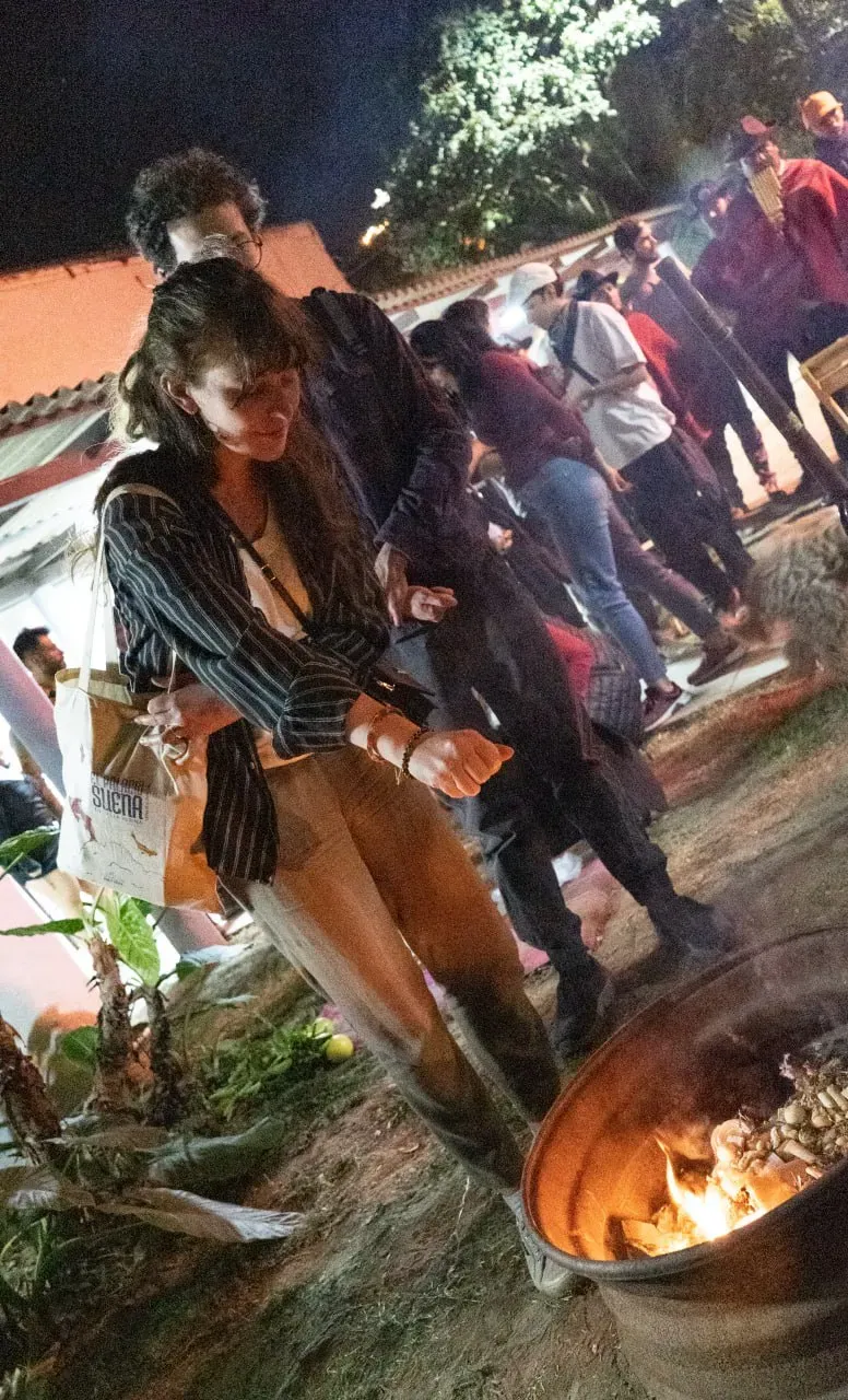 Foto 14 de Agosto en Uj Kuti