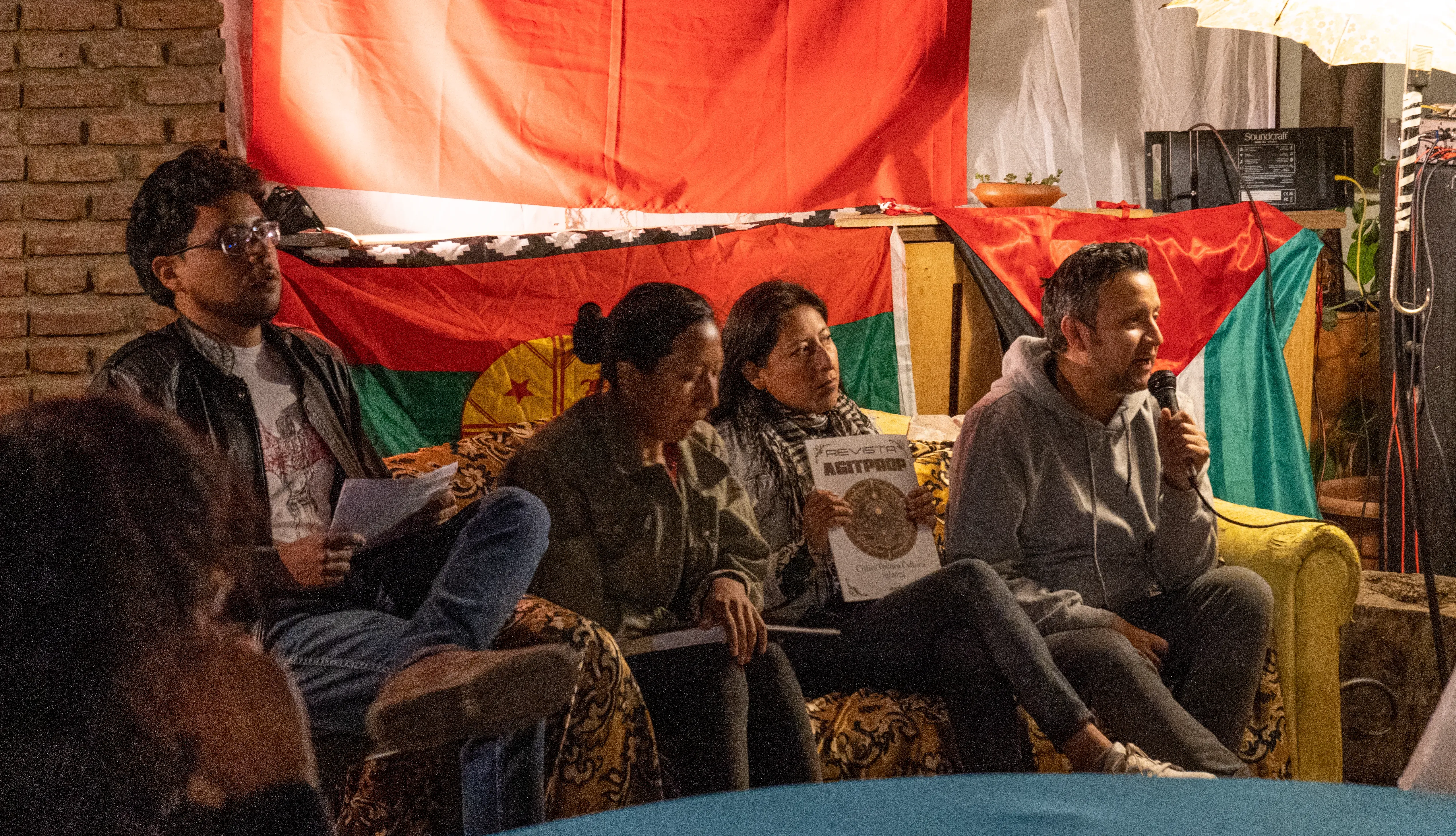 Foto 4 de Revista AGITPROP