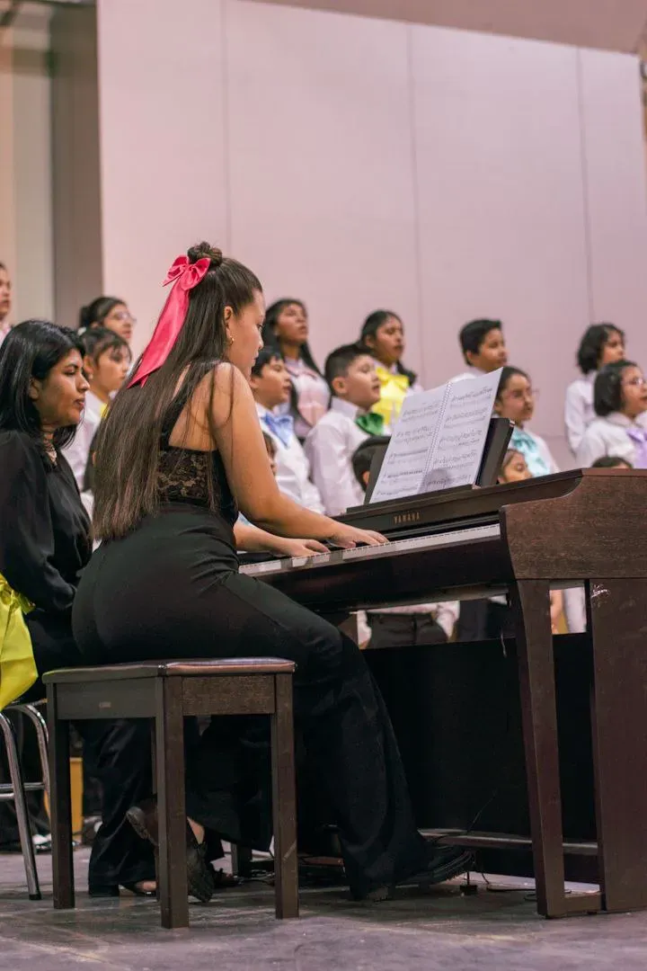 Foto 13 de Coros Municipales "Día de la Madre"