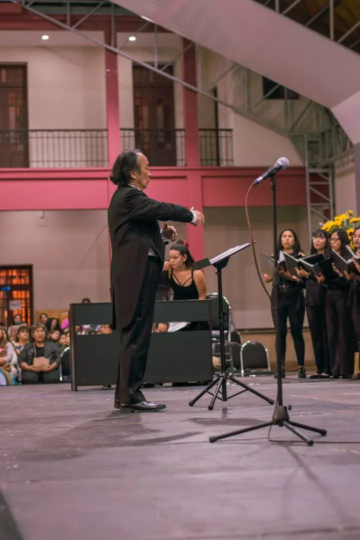 Foto 3 de Coros Municipales "Día de la Madre"