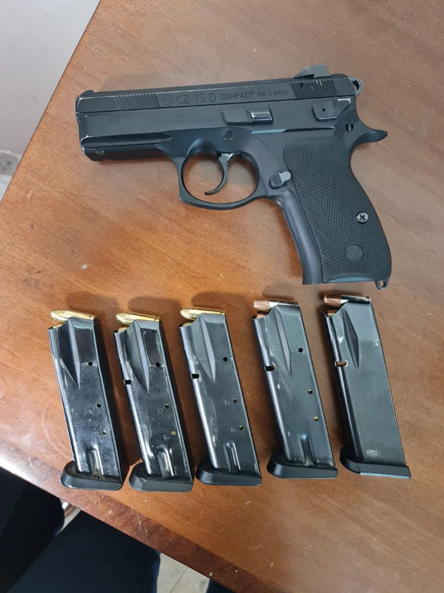 CZ 75D compact - תמונה ממוזערת 2