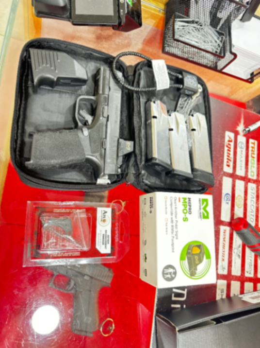 Hellcat pro  עם כוונת השלכה ומערכת הדק Apex - תמונה ממוזערת 2