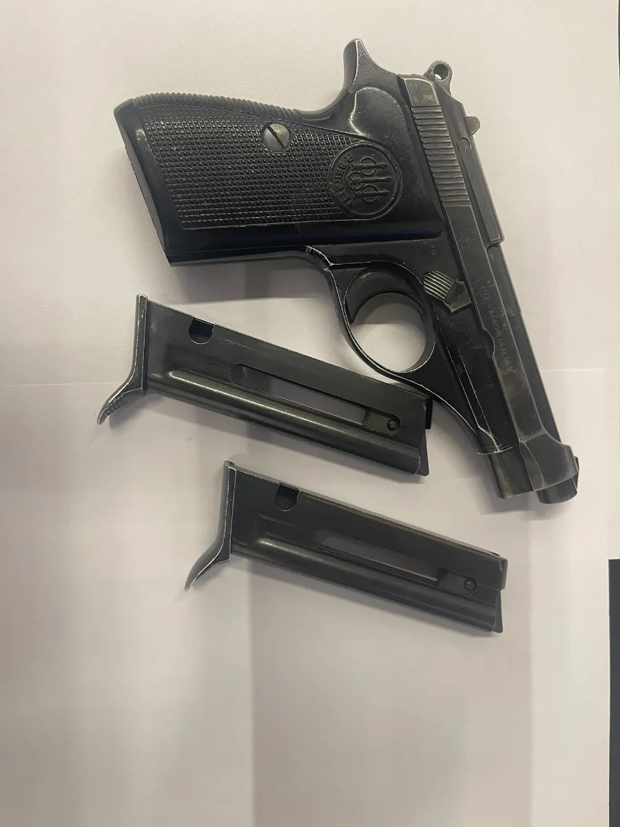 ברטה 71 איטלקי, Beretta Model 71, קליבר .22 LR משומש, 2 מחסניות. 600 ש"ח.
