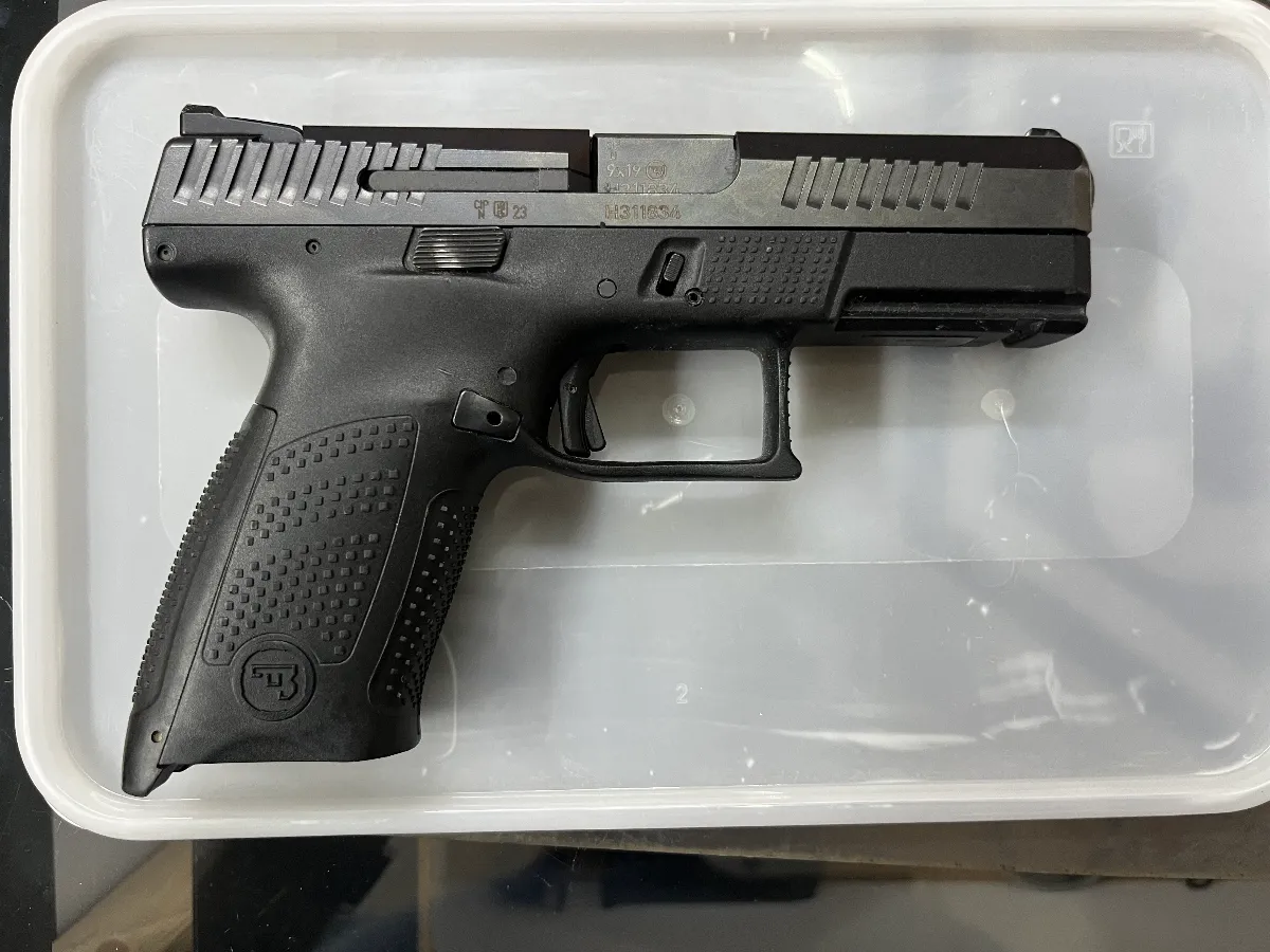 CZ P10-C כמו חדש!  ירה 50 כדורים בלבד! - תמונה ממוזערת 3