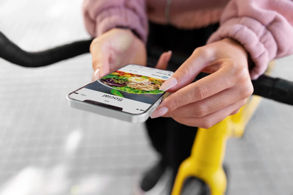 Person receiving food delivery