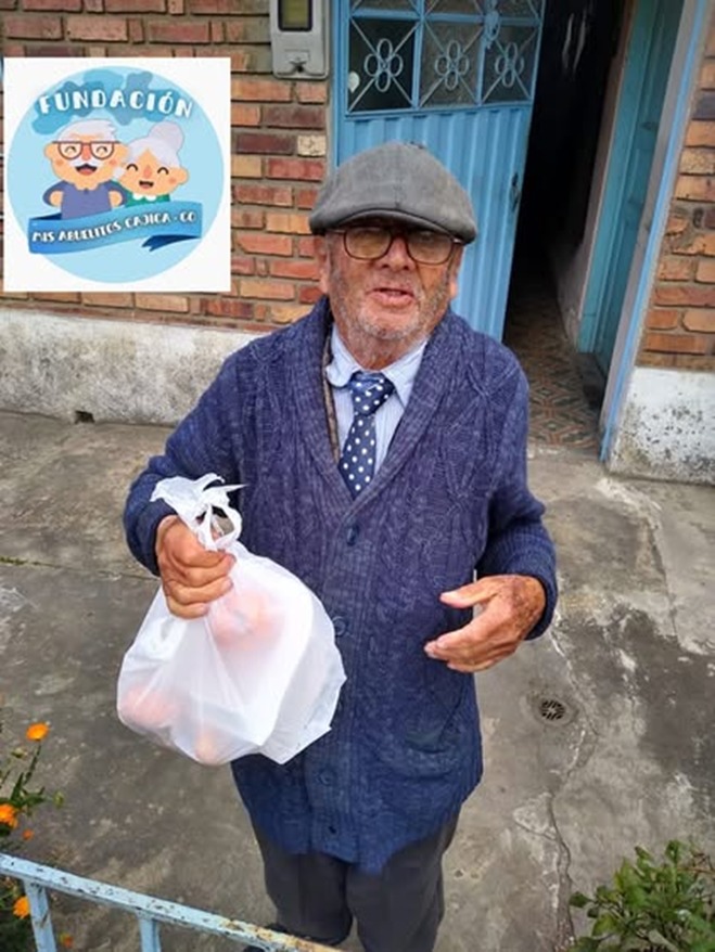 Carlitos” parte de este mundo el 12 de 2022. Pero se fue, en medio del consuelo de saber que no estaba solo, que a alguien le importaban sus chistes y sus historias.