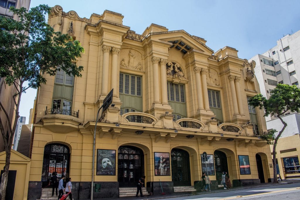 Fachada ou interior de Teatro Liberdade