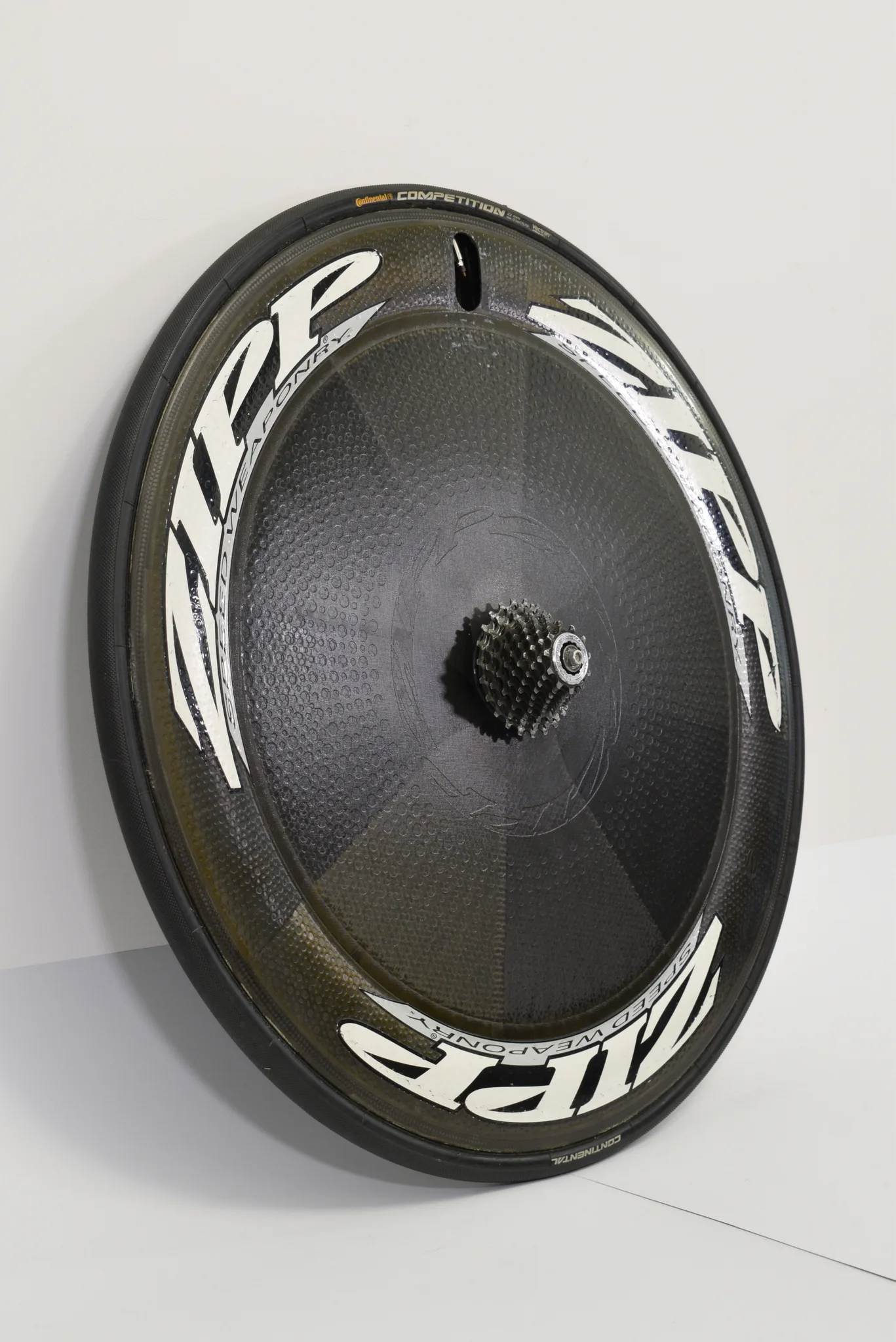 Zipp 900 — 9