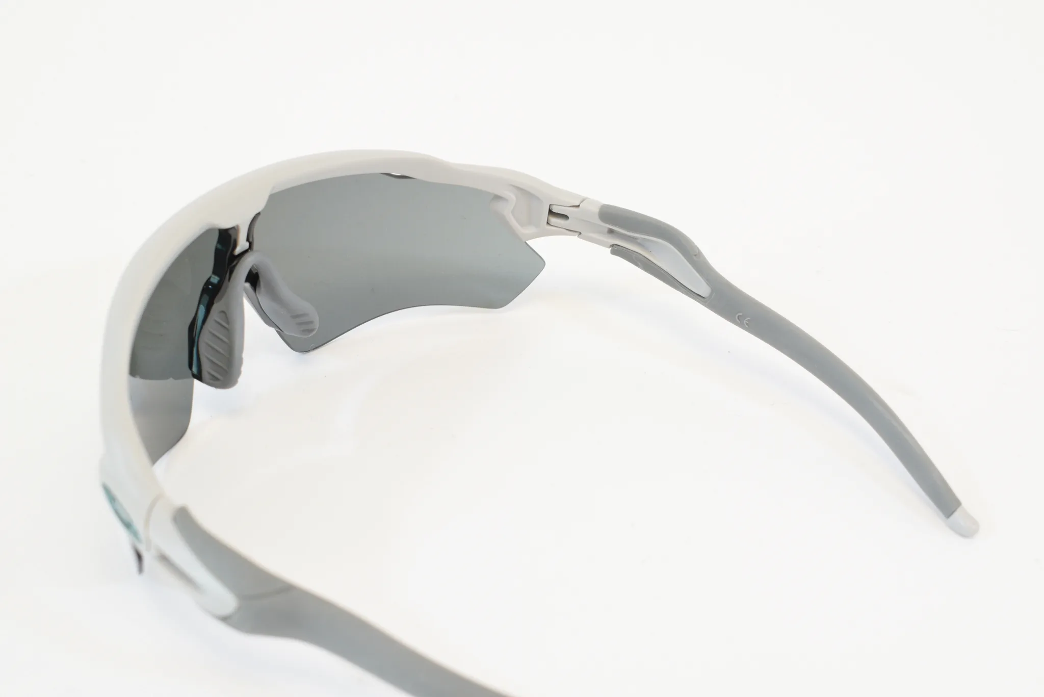 Oakley Radar EV path — 3