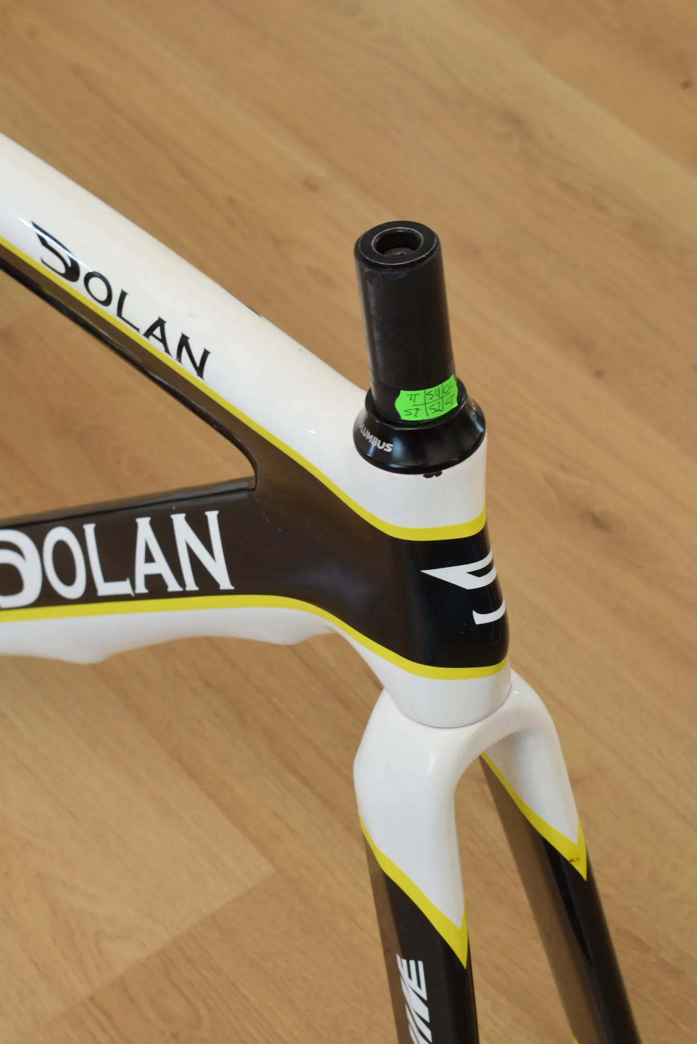 Dolan Forza — 9
