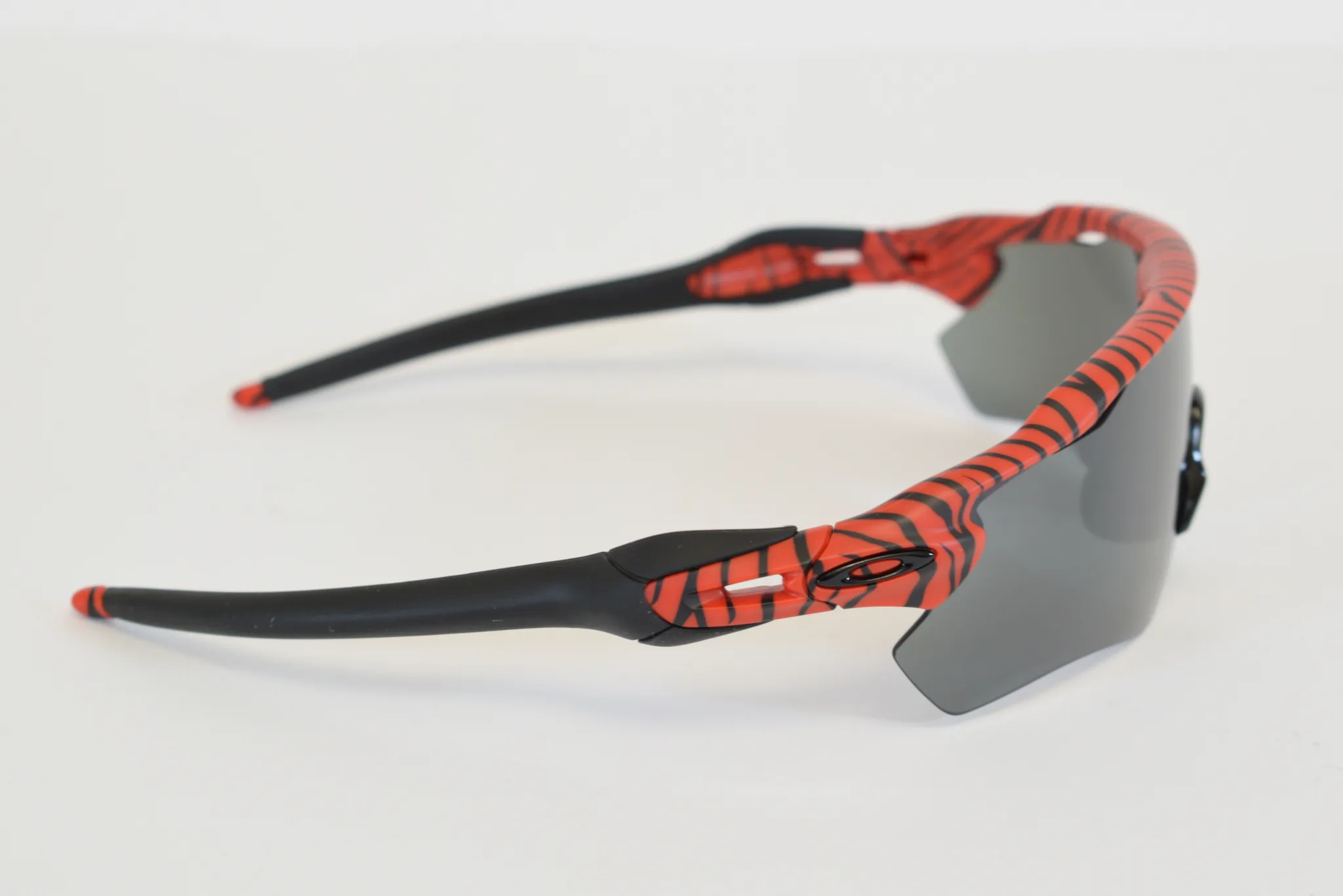 Oakley Radar EV path — 5