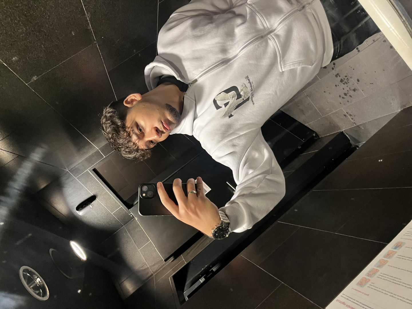@u48236828