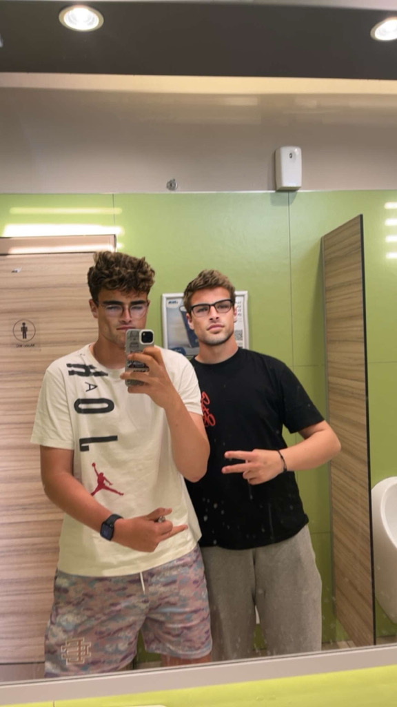 @karlo123r