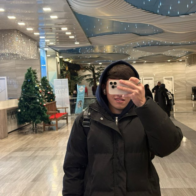 @u34025022