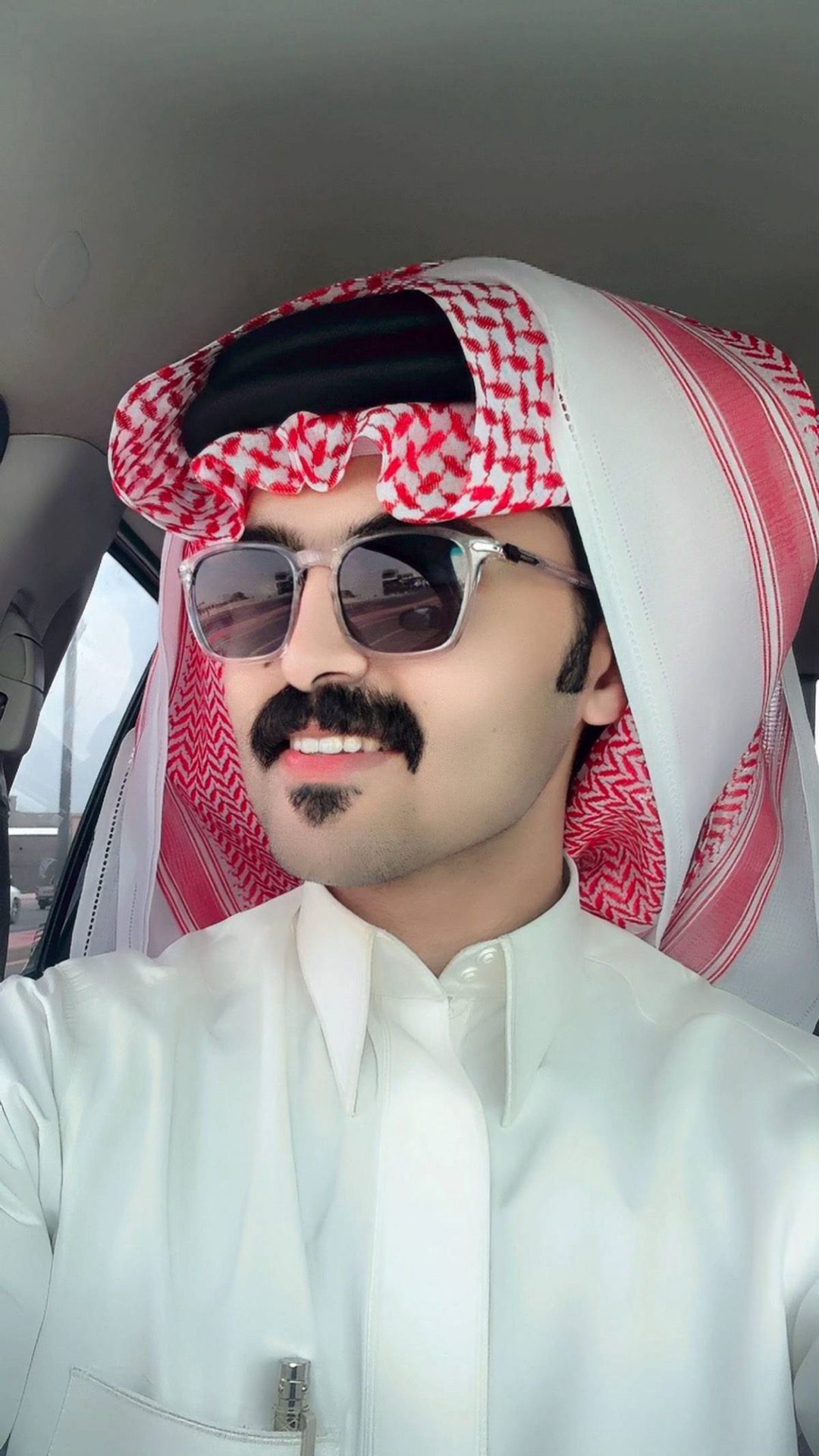 @u76385598
