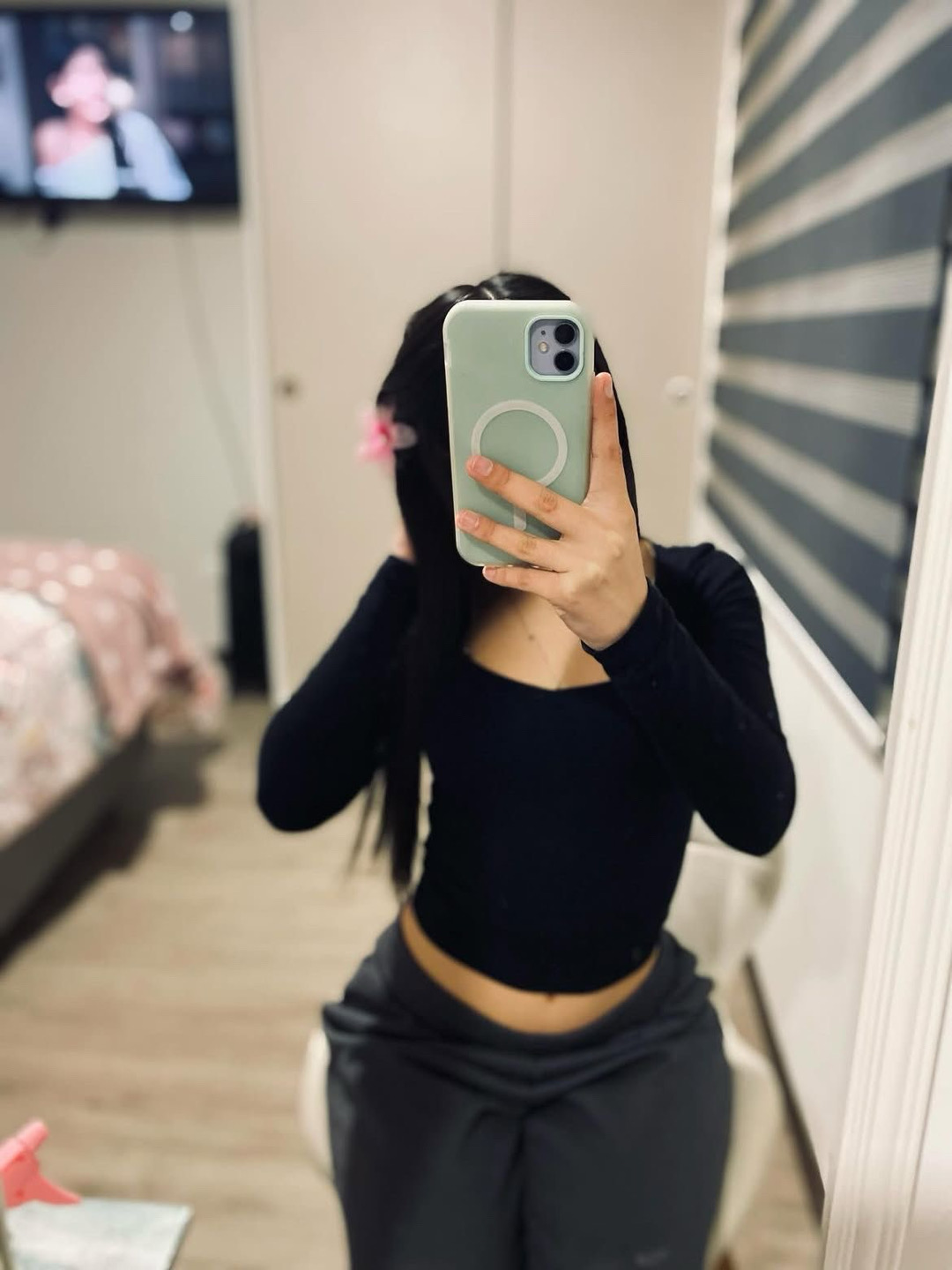 @u26351758