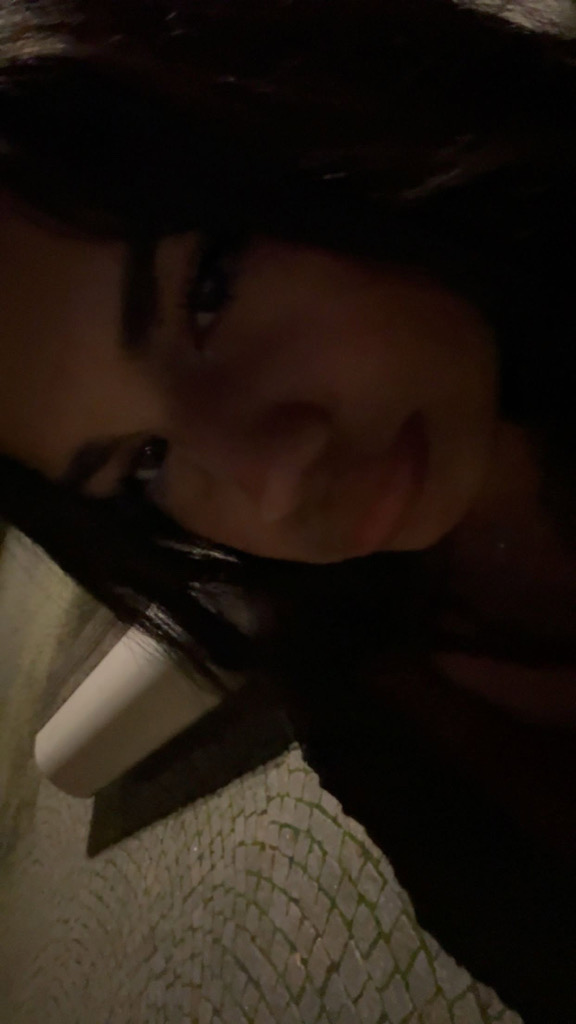 @anonym_vie00 from Austria
