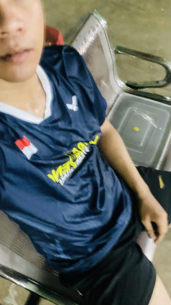 @leyoww
