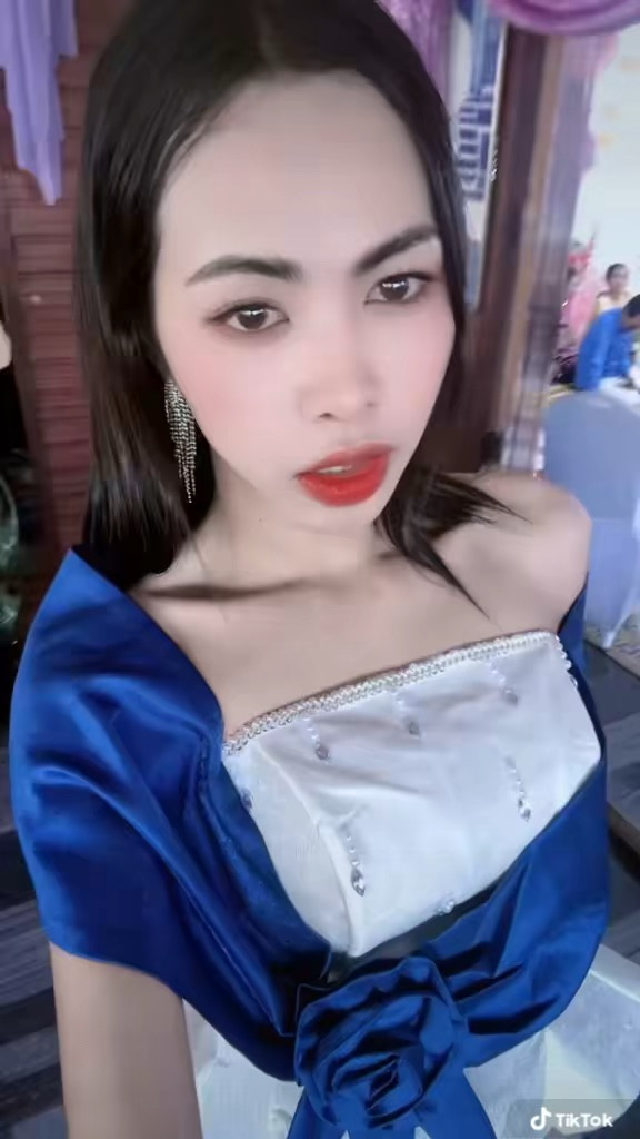 @pinkie32