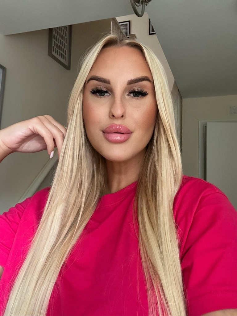 @birobeaa from Hungary