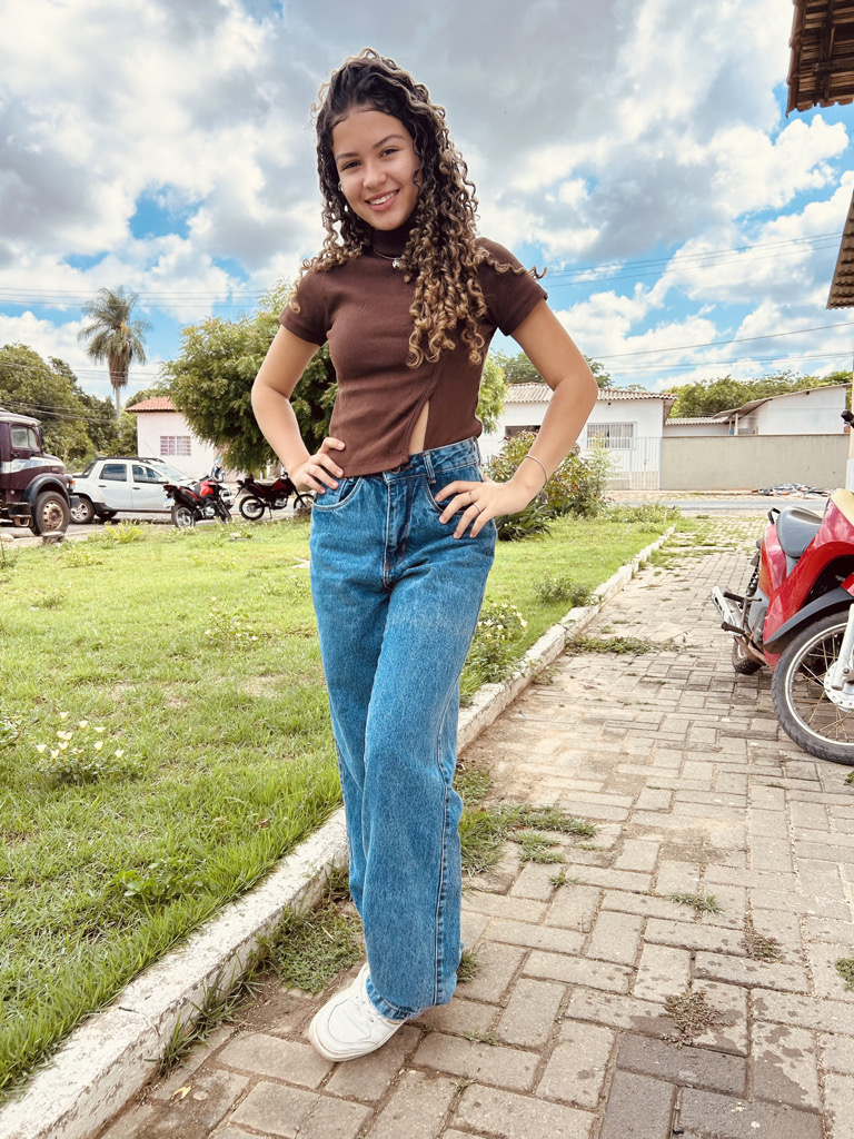 @annaabrytto from Brazil