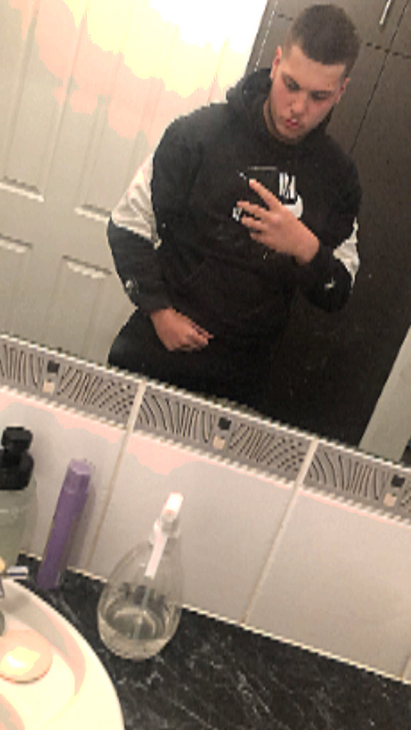@lucas_by22 from Australia
