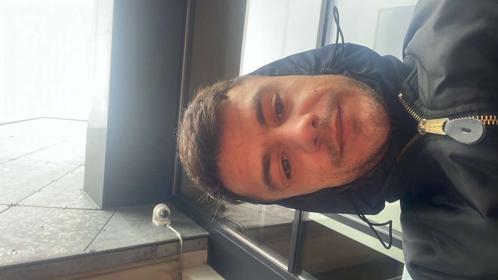 @jasonhotson from Netherlands