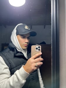 @u52778404