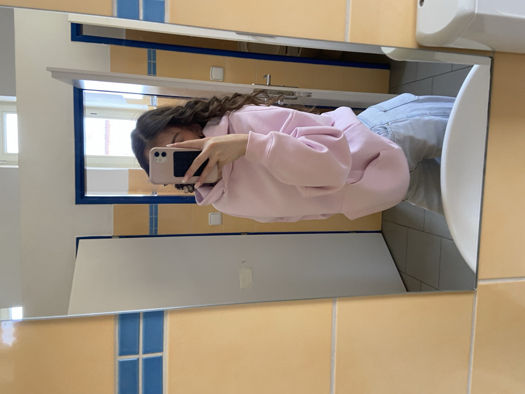 @u72976192