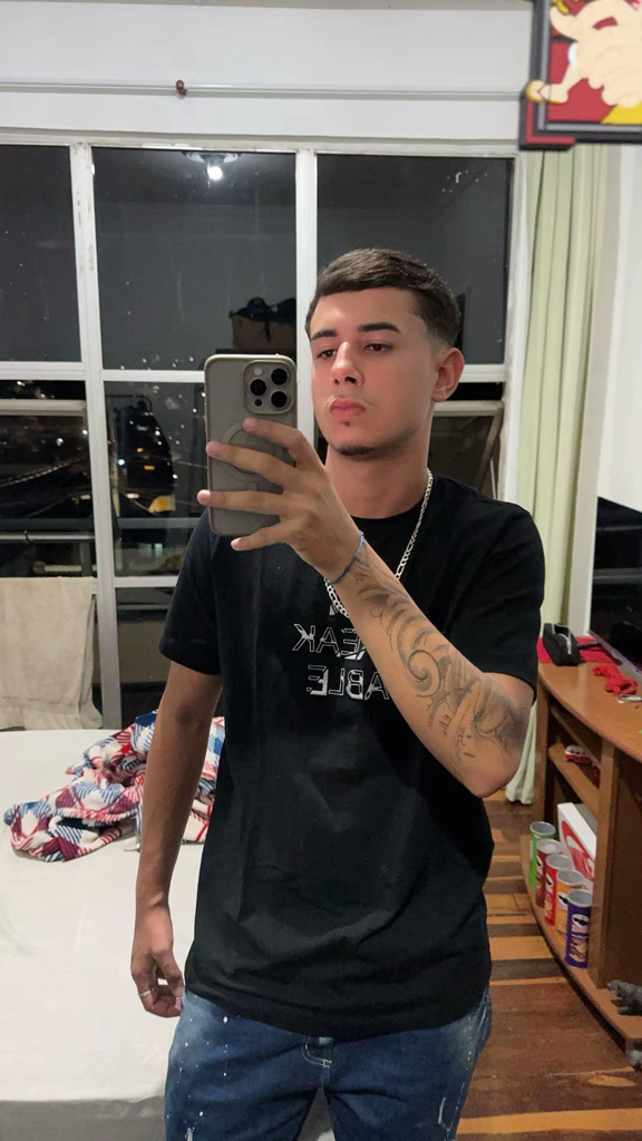 @carlin_allves from Brazil