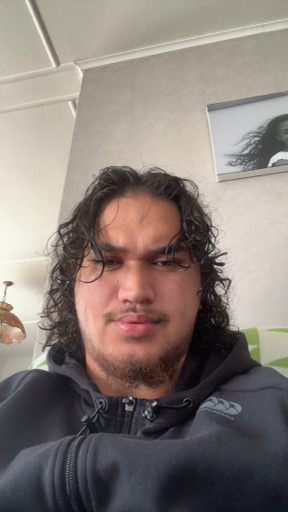 @kyza_ from Australia