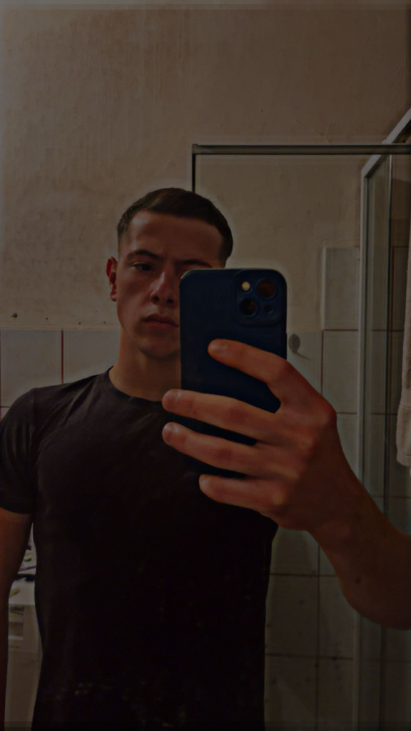 @u65550035 from Hungary