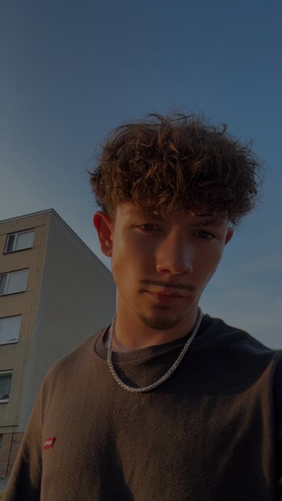 @smrditikokos from Czech Republic