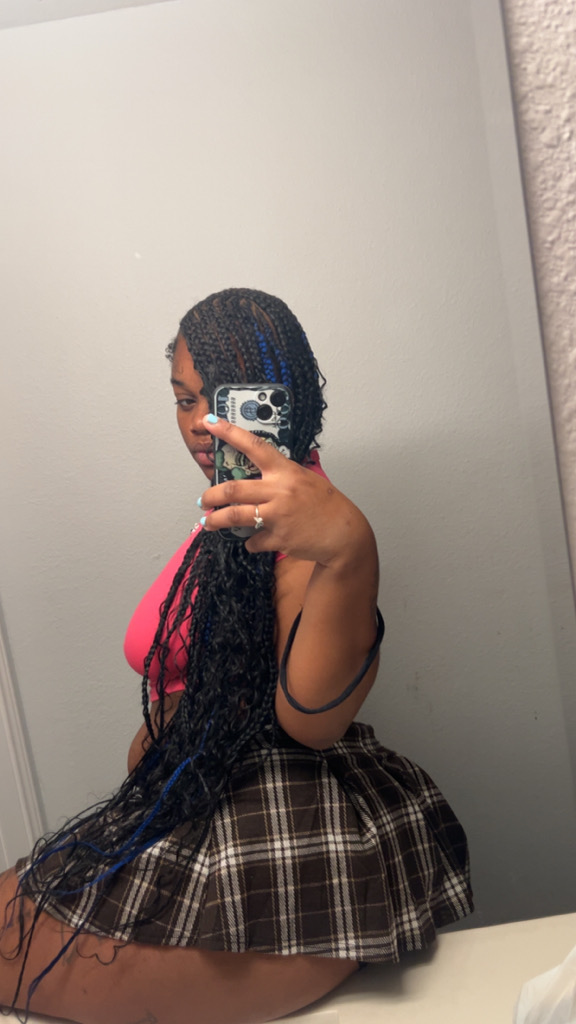 @kaliithornton