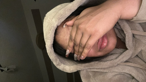 @_viv_