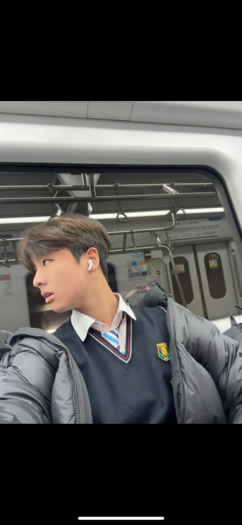 @u4192739 from South Korea