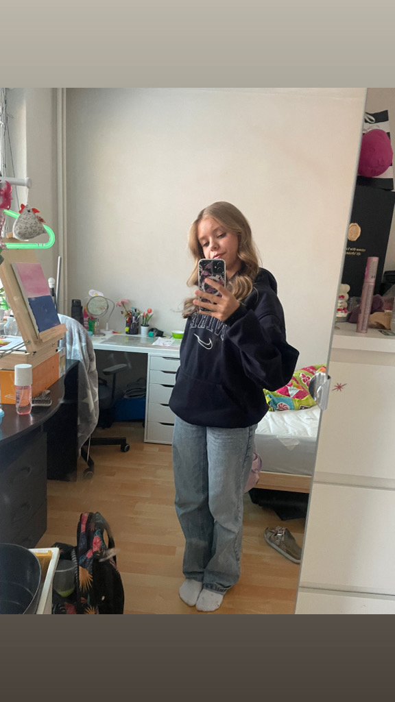 @sajinka from Czech Republic