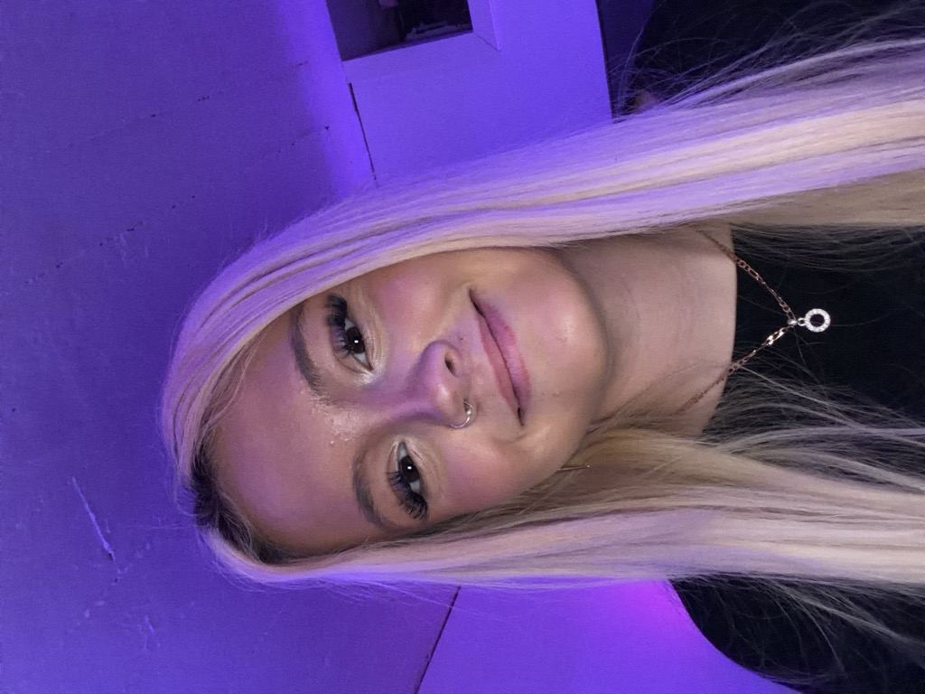 @nelliejolena from Sweden