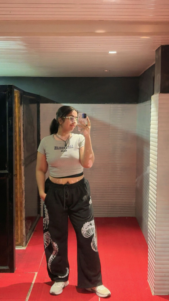 @vaaniiii